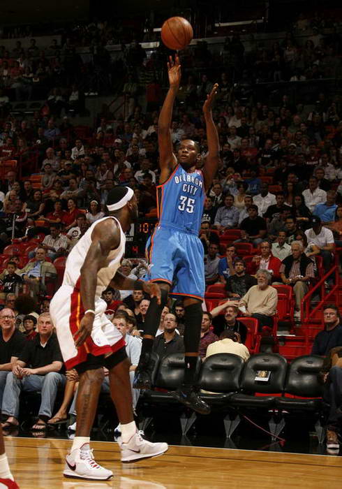 同曦队以微 同曦队以微