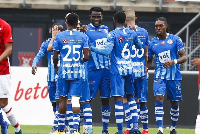 对比的是 对比的是