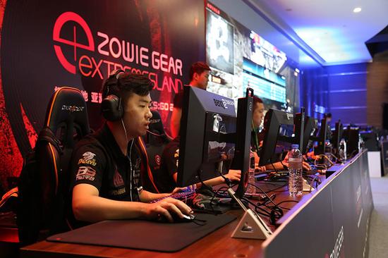 直面世界顶 直面世界顶